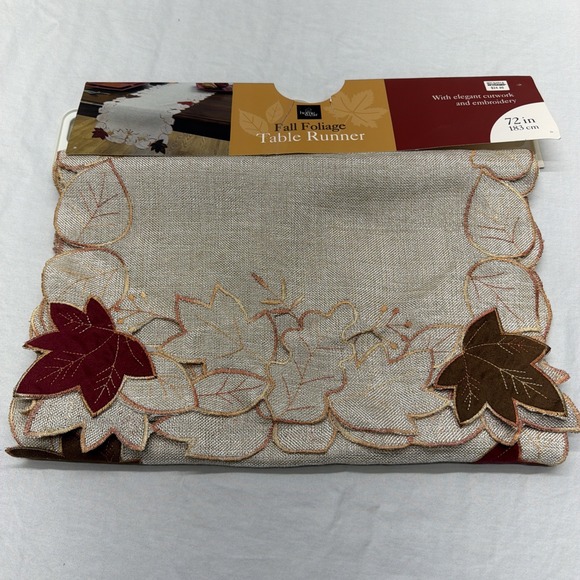 Home Wear Other - Home Wear Fall Foliage Cutwork Embroidery Table Runner 72in Leaves Thanksgiving